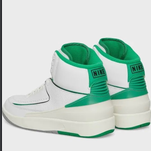 Air Jordan 2 - Picture 4 of 7